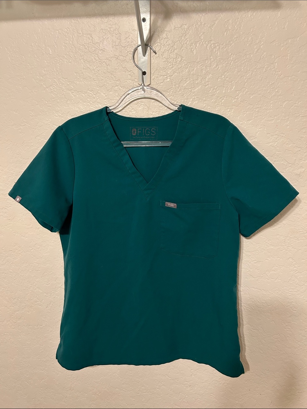 👒FIGS Teal Green V-Neck Short Sleeve Scrub Top size M GUC